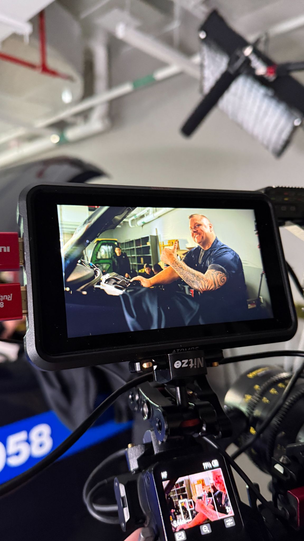 Behind the scenes photo 29: replace with a real photo