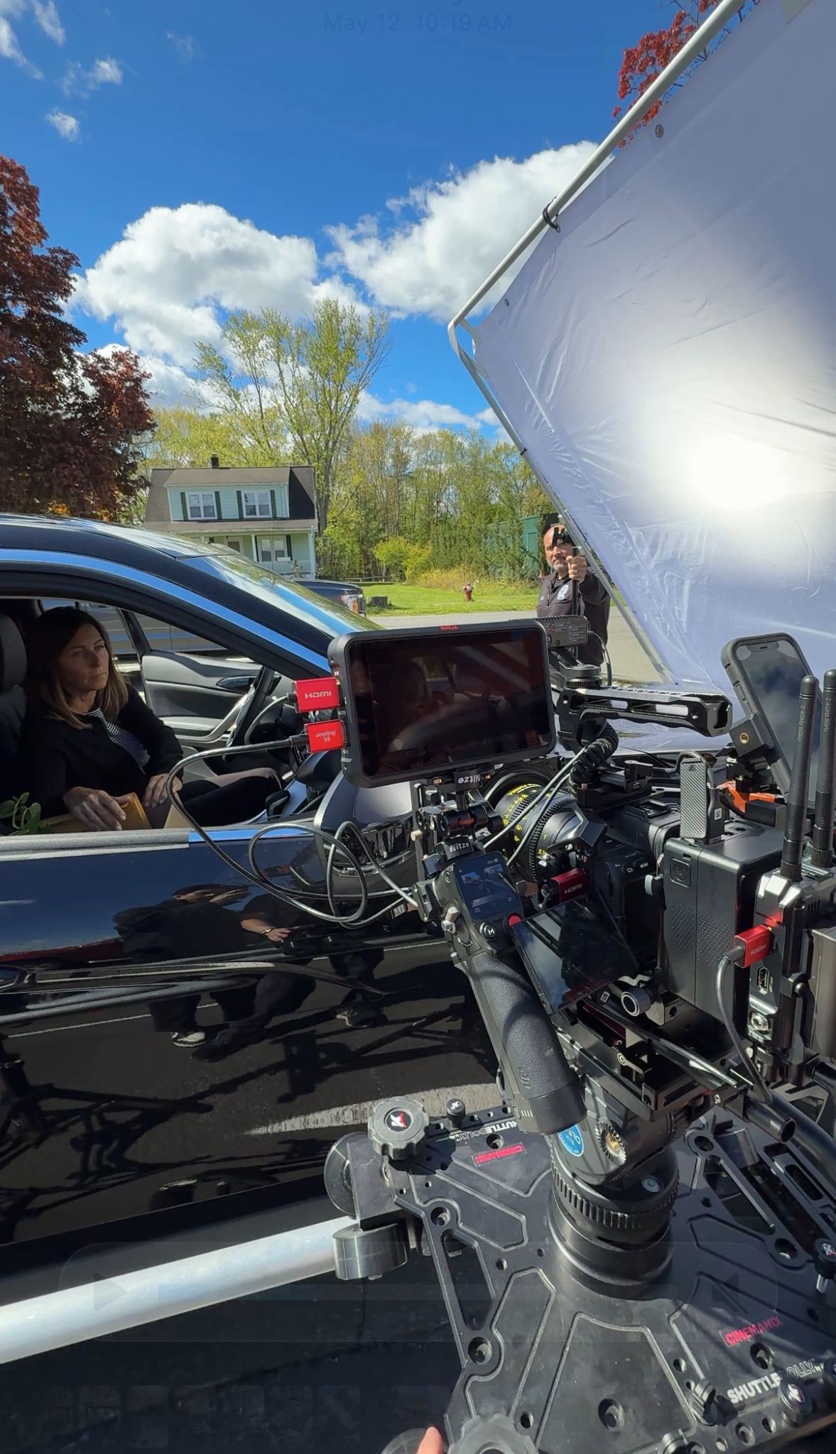 Behind the scenes photo 30: replace with a real photo